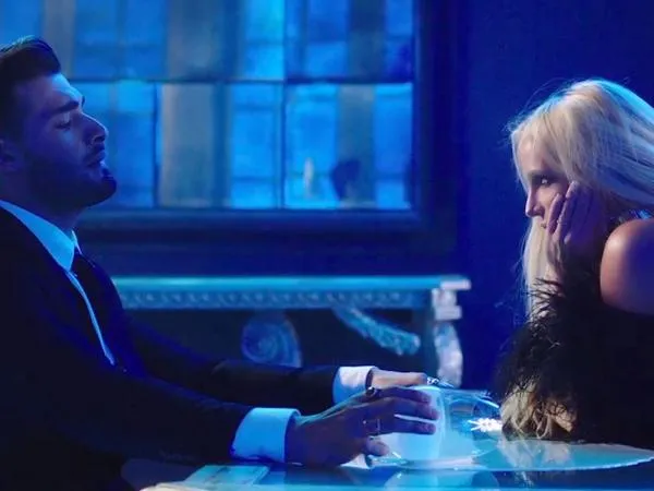 Thú vị chuyện Britney Spears quen bạn trai chỉ vì... thích ăn sushi