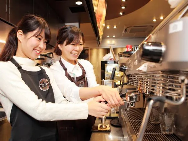 Đi làm thêm ngày Tết nhưng đừng quên “Tết là sum họp”, bạn nhé!