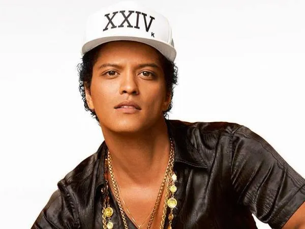 Bruno Mars sẵn sàng từ bỏ sự nghiệp để đổi lấy người mẹ quá cố