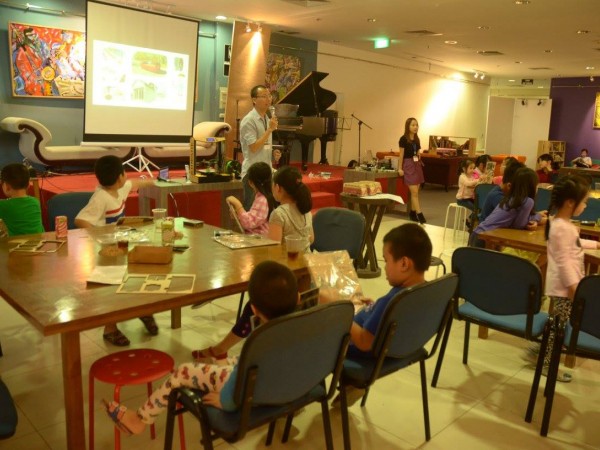 Hà Nội: Cơ hội để bạn đọc Thiên Thần Nhỏ tham dự workshop "Khoa học diệu kì"