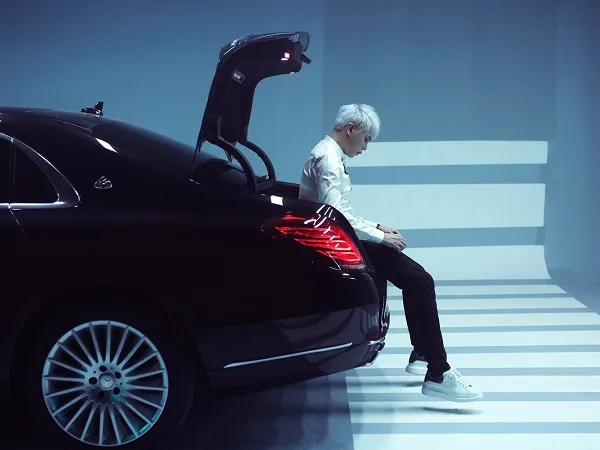 Trịnh Thăng Bình tiếp tục “đốn tim” fan với hình ảnh chất ngầu bên siêu xe trong teaser MV mới