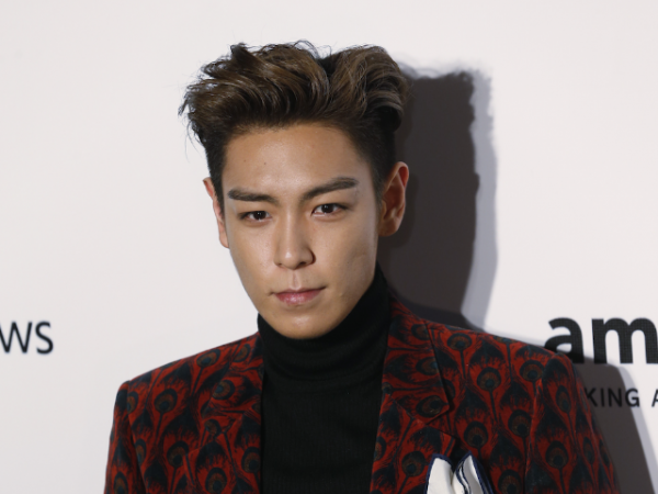 YG Entertainment: "T.O.P (BIG BANG) vẫn cần điều trị thêm hai tuần nữa"