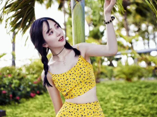 Nếu bạn chưa biết thế nào là “vòng eo con kiến”, hãy tìm gặp Mina nhóm AOA ngay!