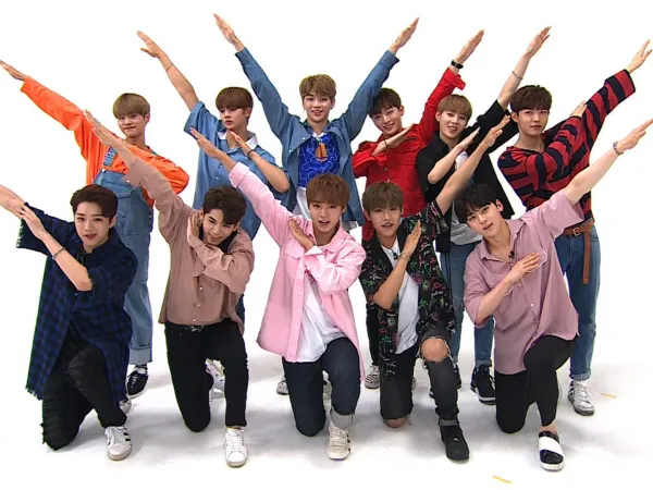 Các chuyên gia dự đoán Wanna One sẽ là nhóm nhạc kiếm được nhiều tiền nhất K-Pop năm 2017