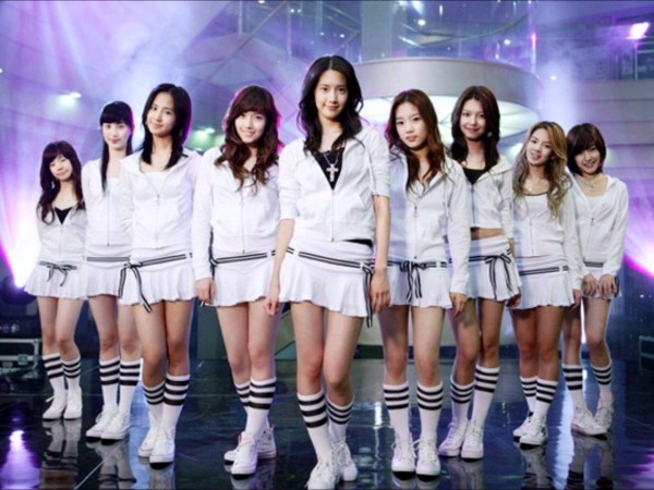 Suýt chút nữa, bài hát debut của SNSD đã không phải là "Into The New World"