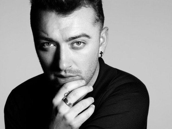 Giữa “cơn bão” Taylor Swift, bạn có quên mất Sam Smith cũng sắp trở lại?