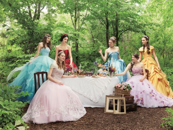 Ngất ngây với những chiếc váy cưới ngọt ngào giúp bạn hóa thân thành công chúa Disney