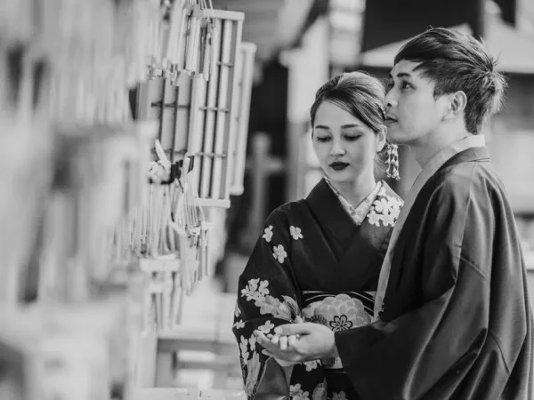 Hồ Quang Hiếu lặng lẽ "lau nước mắt" cho Bảo Anh sau chia tay