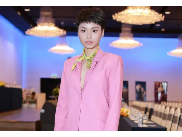 Miu Lê kết hợp cùng Only C "đại chiến" với các nghệ sĩ trong chương trình mới