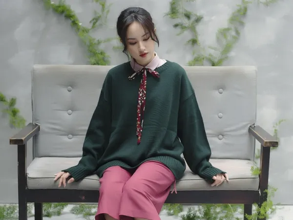 Những bộ trang phục nhẹ nhàng và xinh xắn giúp con gái có một mùa Đông vô cùng dịu ngọt