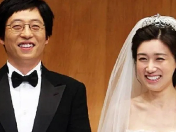 Vợ chồng "MC Quốc dân" Yoo Jae Suk đón tin vui sắp được lên chức bố mẹ lần thứ hai