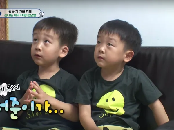 Cặp sinh đôi Lee Seoeon - Lee Seojun rời "Superman Returns" sau 6 năm gắn bó