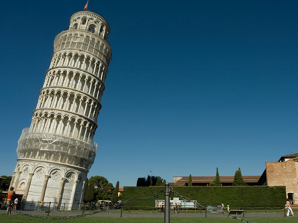Bí mật khiến tháp nghiêng Pisa trông dễ đổ nhưng lại chẳng sợ động đất!