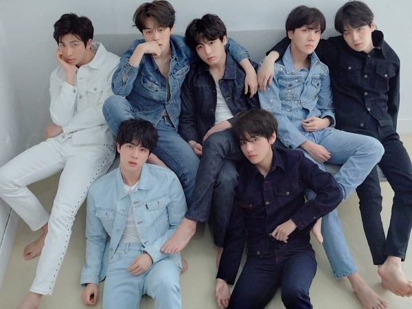 "Love Yourself: Tear" và "Fake Love" giúp BTS chinh phục những kỷ lục đáng nể