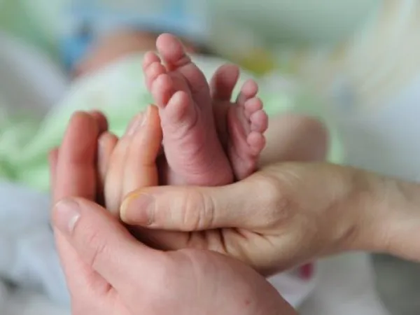 Ý: Hi hữu chuyện bố mẹ phải ra tòa vì đặt tên cho con gái không nữ tính