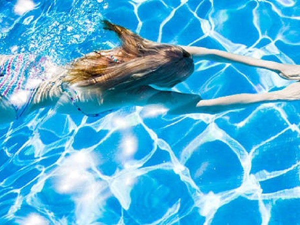 “Sổ tay” bơi lội ngày Hè, giúp bạn an toàn hơn khi đi tắm ở biển hoặc hồ bơi