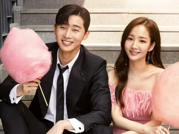 Phim “What's Wrong With Secretary Kim” vừa lên sóng đã dính phốt đạo nhái