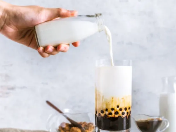 Hóa ra sữa tươi mới chính là thức uống giải khát "lợi hại" trong mùa Hè
