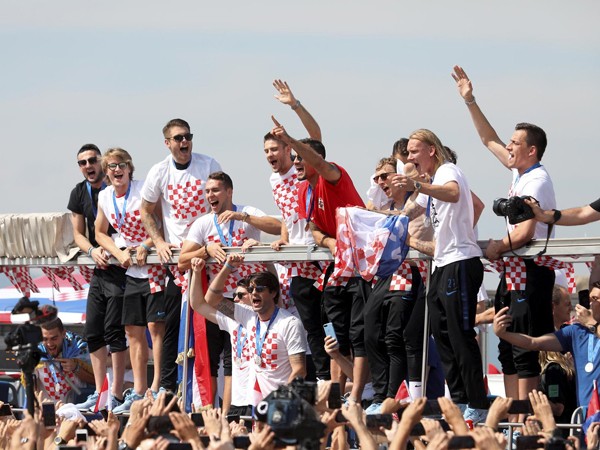 Đội tuyển Croatia tặng hết tiền thưởng World Cup cho trẻ em nghèo
