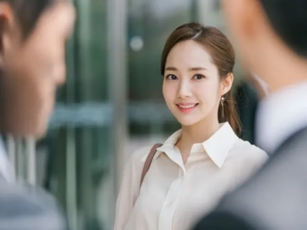 Bộ sưu tập túi hàng hiệu đắt đỏ của "Thư ký Kim" Park Min Young