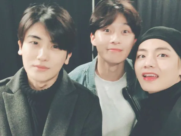 Phát hờn với tình bạn của ba mỹ nam Park Seo Joon, Park Hyung Sik và V