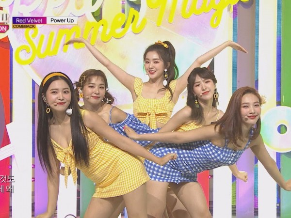 Ăn đá bào mừng chiến thắng trên sân khấu, Red Velvet bất ngờ bị cư dân mạng chỉ trích 