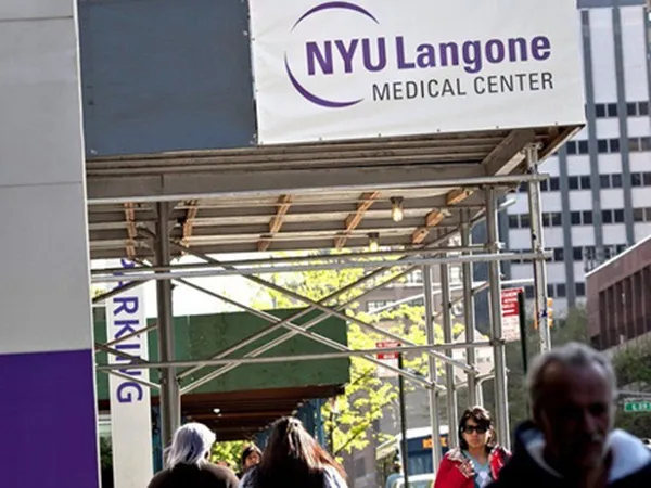 Tin nóng cho teen du học Mỹ: Đại học New York miễn toàn bộ học phí cho sinh viên Y khoa