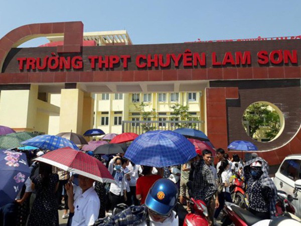 Hơn 100 học sinh thi vào lớp 10 THPT Chuyên Lam Sơn vẫn chưa nhận được kết quả phúc khảo