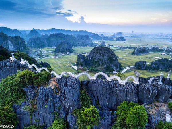 Hang Múa: Địa điểm du lịch sống ảo đẹp nhất Ninh Bình