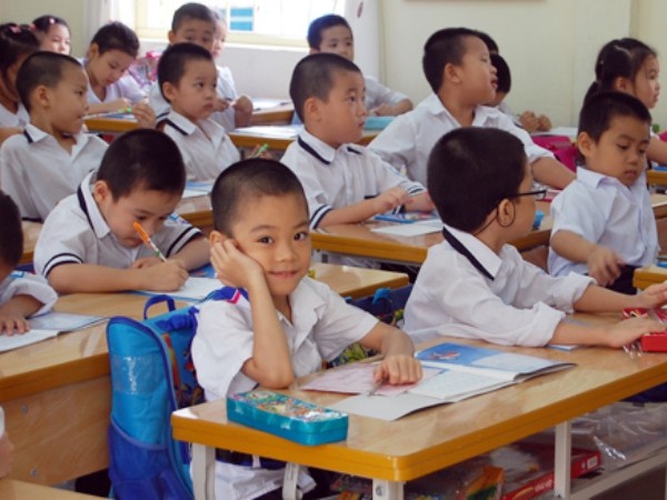 Khánh Hòa: Giáo viên không được nhắc trực tiếp học sinh nộp tiền