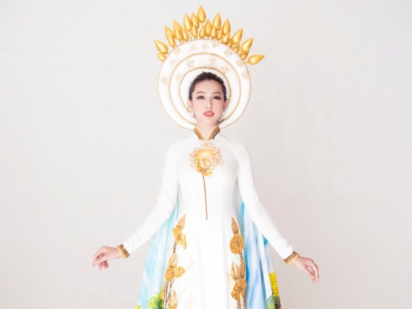Thùy Tiên hé lộ trang phục truyền thống khi vừa lọt Top 8 nổi bật "Miss International 2018"