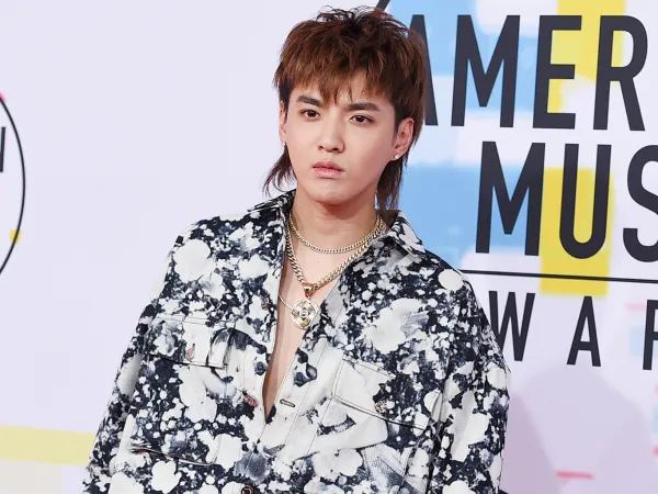 Sốc: Album mới của Ngô Diệc Phàm bị gỡ khỏi iTunes Mỹ vì nghi ngờ gian lận
