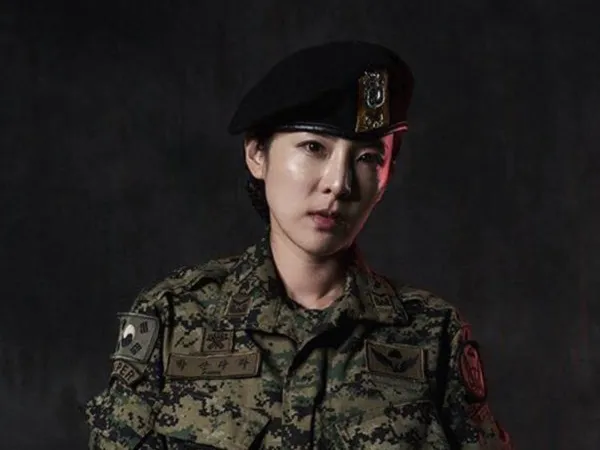 Nhói lòng khi biết lý do đưa Dara (2NE1) đến với show thực tế Real Men 300