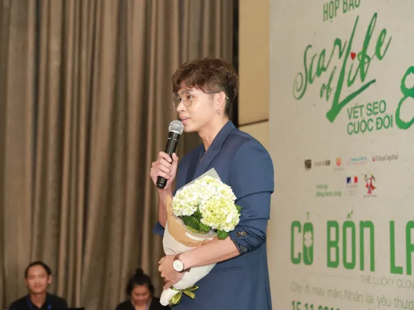Jun Phạm thử sức ở vai trò đạo diễn cho phim ngắn "Cỏ bốn lá" của Ngô Thanh Vân