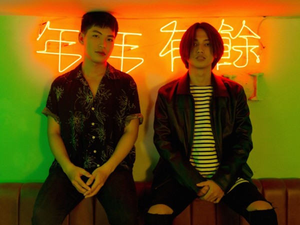 "HongKong1" ra mắt phiên bản Chill RnB và "tặng kèm" đoạn giai điệu hoàn toàn mới