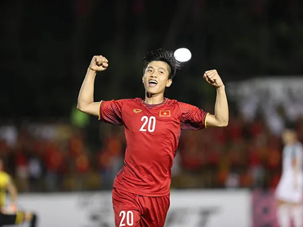 AFF Cup 2018: Phan Văn Đức vào Top 5 nhân vật tiêu biểu lượt đi bán kết
