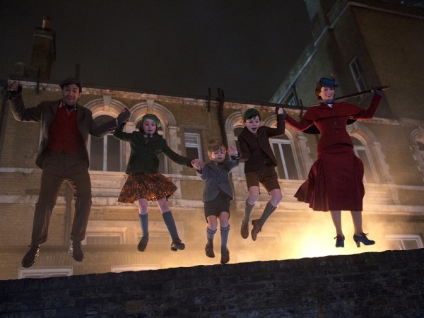 “Mary Poppins Trở Lại” hay chiếc vé đưa bạn về giấc mơ trong trẻo tuổi ấu thơ