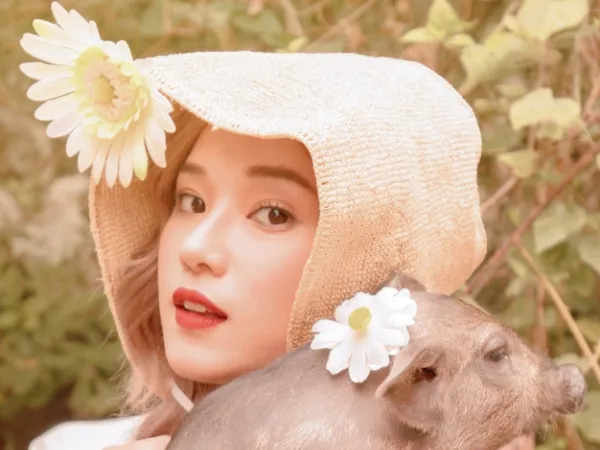 Không ngại năm tuổi, Hoàng Yến Chibi tự tin với ba phim mới trong năm Kỷ Hợi 2019