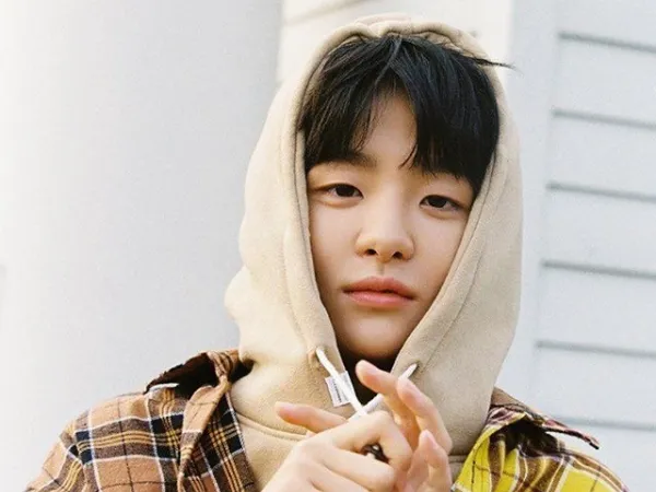 Thành viên thứ 5 của boygroup mới nhà YG chính thức lộ diện