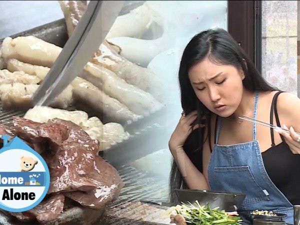 Sau món lòng bò thần thánh, Hwasa lại khiến cư dân mạng dậy sóng với món ăn mới