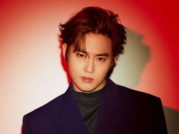 Bao năm qua rồi, tình cảm Suho (EXO) dành cho IU vẫn chẳng hề thay đổi