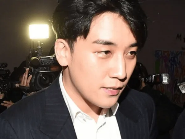 Thay vì cảnh sát, tin nhắn liên quan đến Seungri (Big Bang) đã được gửi lên cấp cao hơn