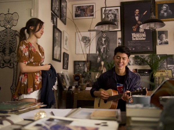 "Yêu nhầm bạn thân" trở thành phim Thái có doanh thu tuần đầu cao nhất tại Việt Nam 
