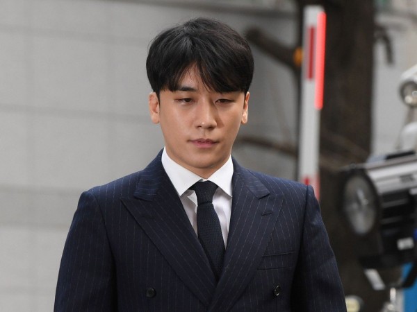 Seungri khẳng định mình là một "nạn nhân" trong vụ bê bối Buring Sun