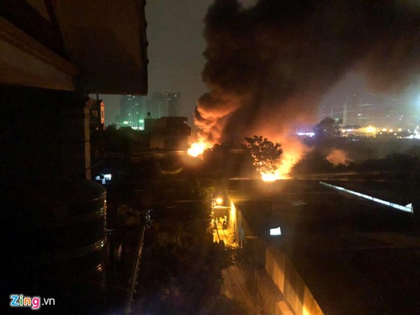 Hà Nội: 8 người chết và mất tích trong vụ cháy nhà xưởng 1.000 m2
