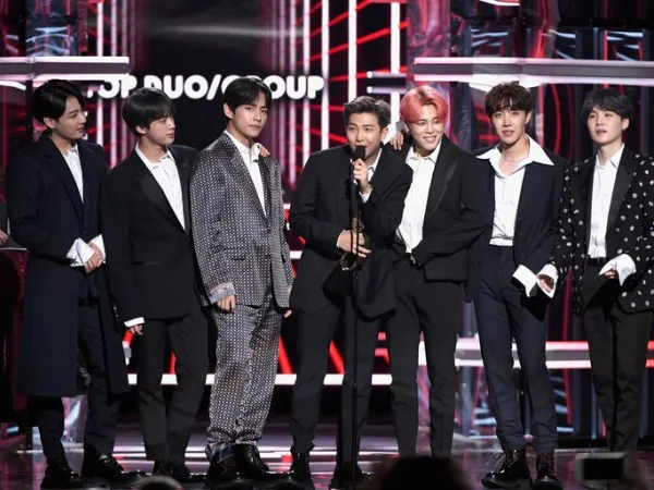 RM (BTS) một lần nữa "đốn tim" fan bằng những lời phát biểu chân thành tại BBMAs 2019