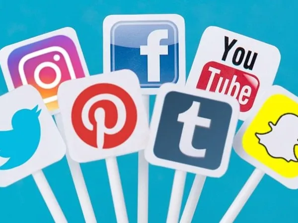Hãy là netizen thông minh, đừng vội làm “thẩm phán” trên mạng xã hội