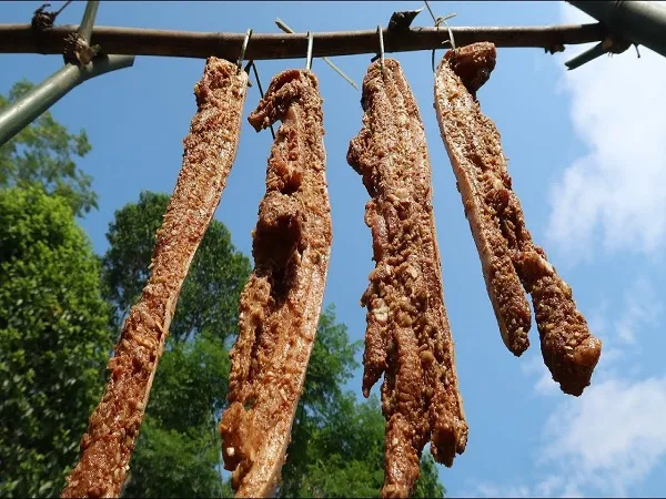 Trời nắng quá thì phải làm sao? Làm ngay thịt heo một nắng!