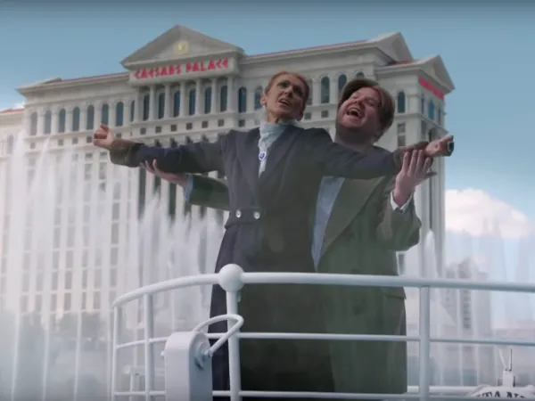 “Chị Đại” Celine Dion "remake" phân cảnh kinh điển của "Titanic" tại "Carpool Karaoke"