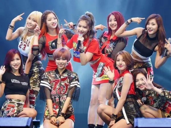 Debut bốn năm rồi, chuyện giọng hát của TWICE vẫn còn gây nhiều tranh cãi